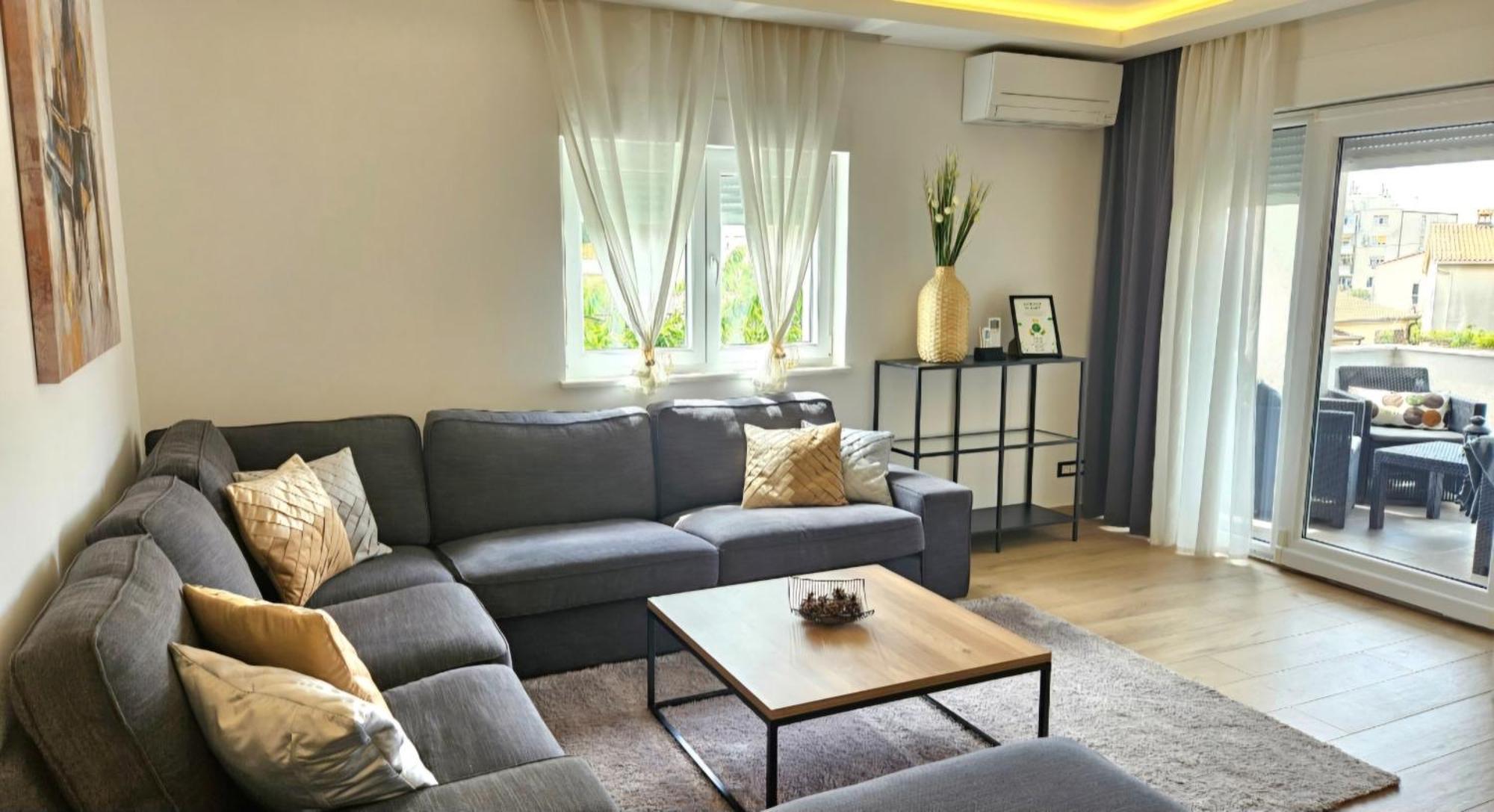 Eximius Apartment Pula Dış mekan fotoğraf